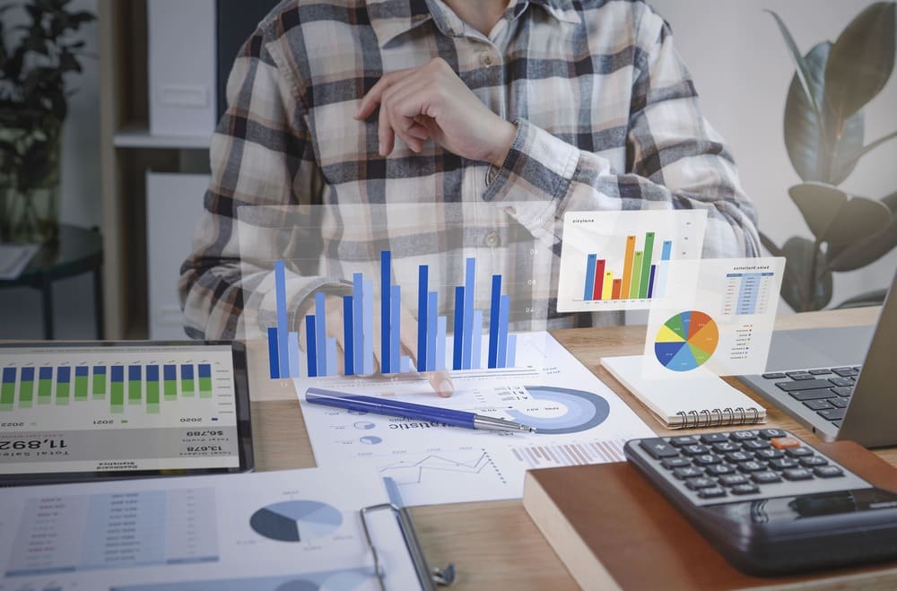businesspeople working finance accounting analyze financi 1 1 1
